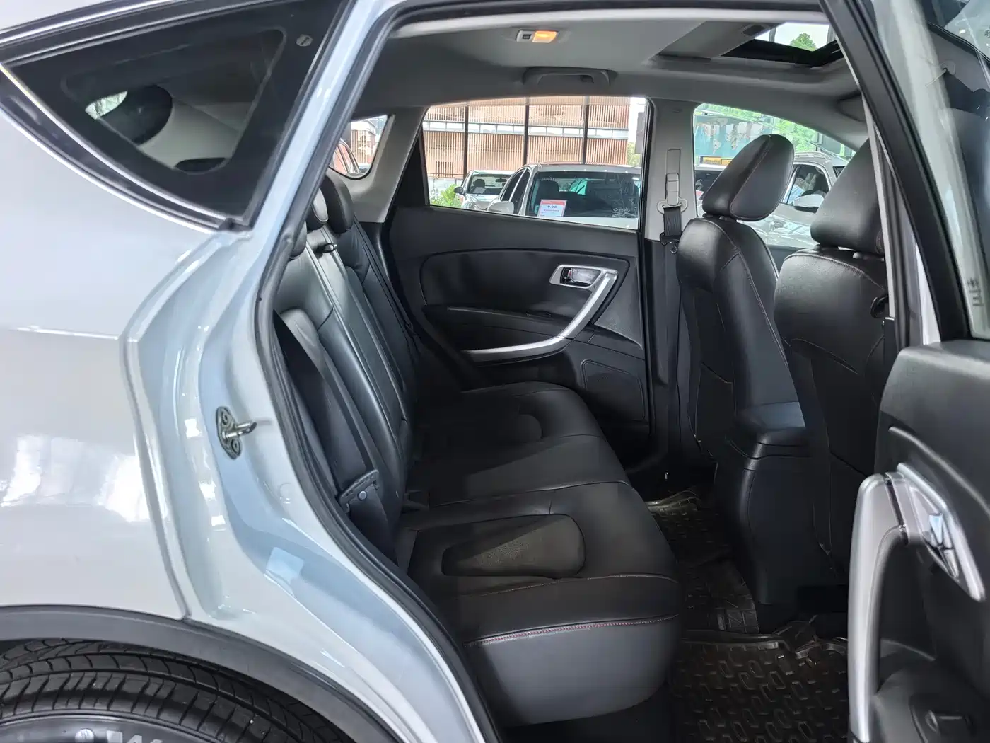 Besturn X80 2013 2013 2.0L Automatic Luxury Type