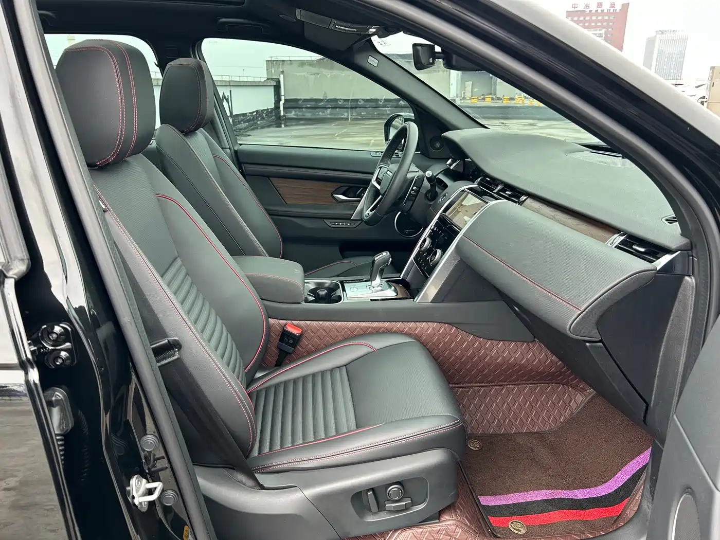 Land Rover Discovery Sport 2023 249PS R-Dynamic S Performance Version фото 15