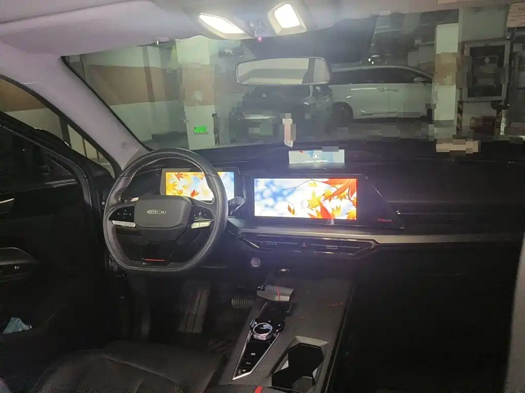 Photo 12 - Changan Oshan Z6