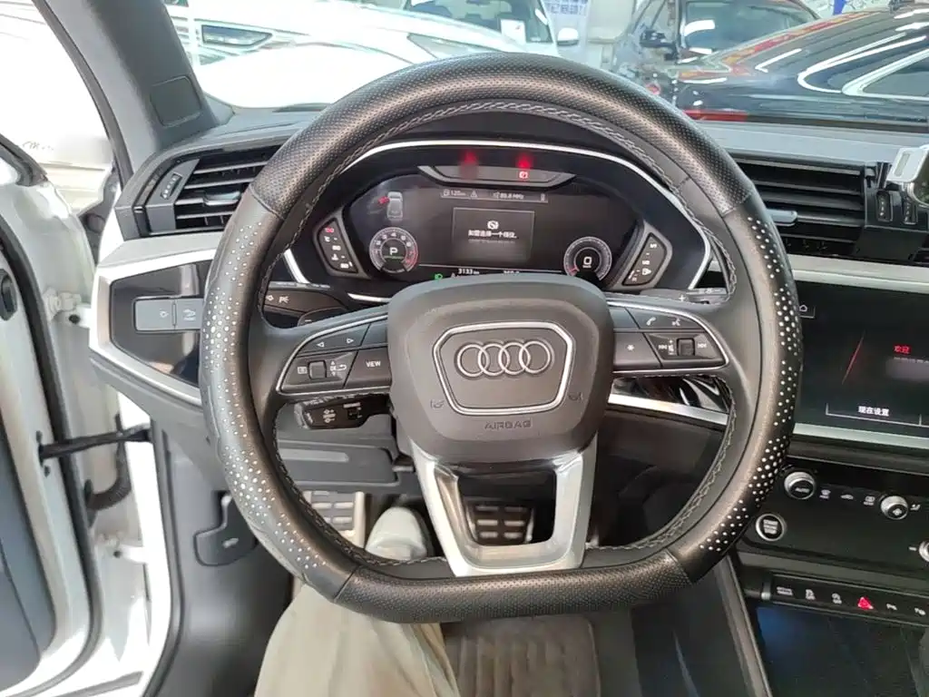 Audi Q3 2025 2025 quattro 45th Anniversary Edition 40TFSI Fashion Dynamic