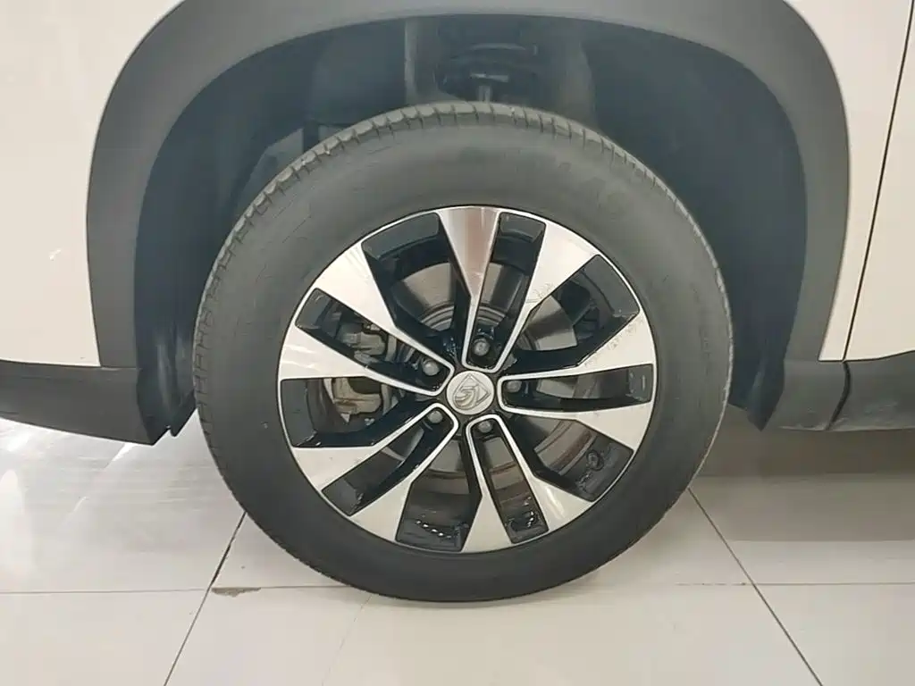 Baojun 530 2021 2021 Global Vehicle Anniversary Edition 1.5T CVT Premium Connected 5-seater