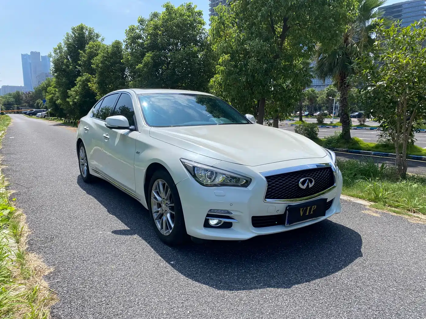 Infiniti Q50L 2017 2016 Model 2.0T Joy Edition