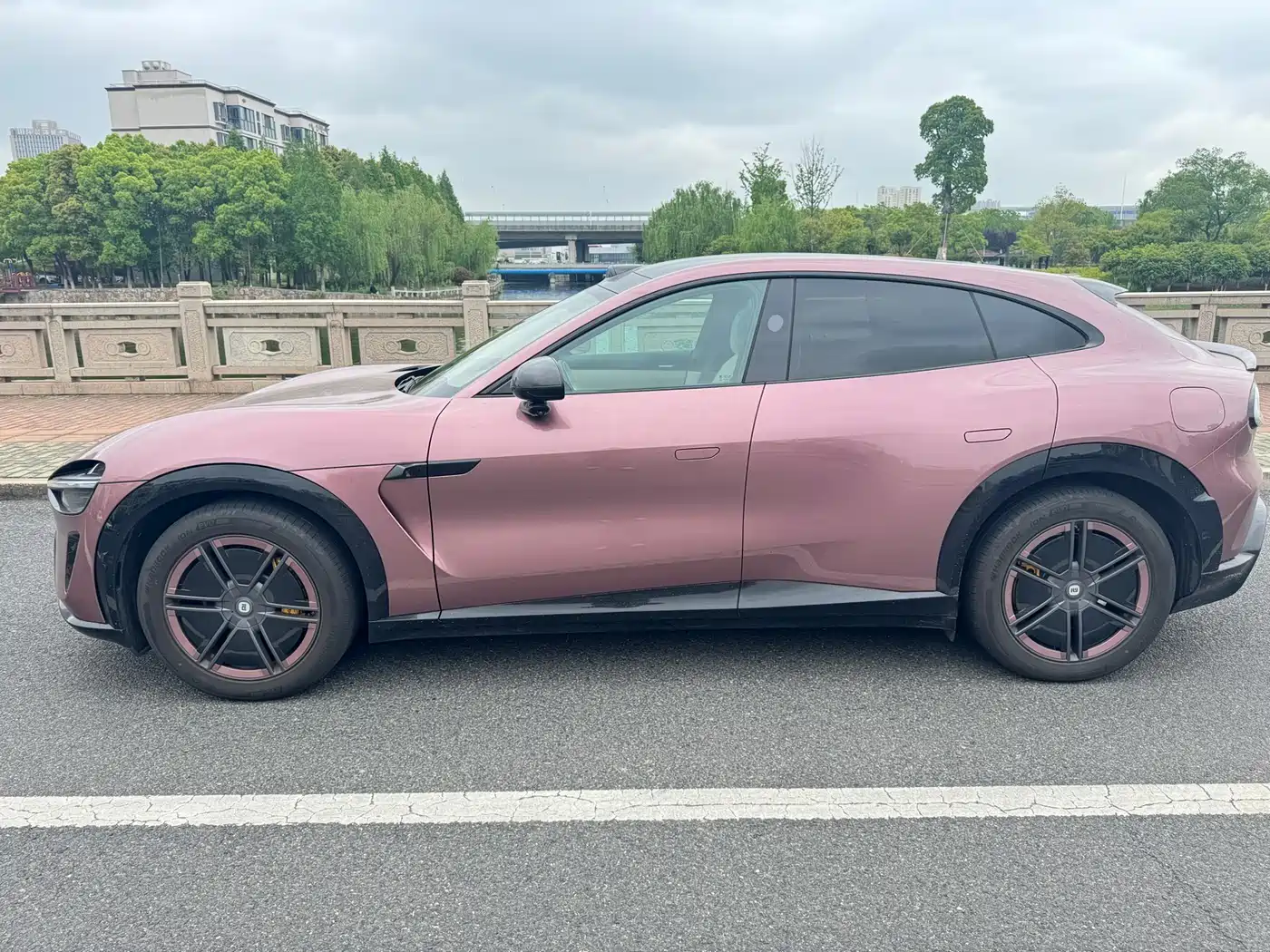 Xiaomi Auto Xiaomi YU7 2025 Ultra Long Range High Performance AWD Max Edition фото 3