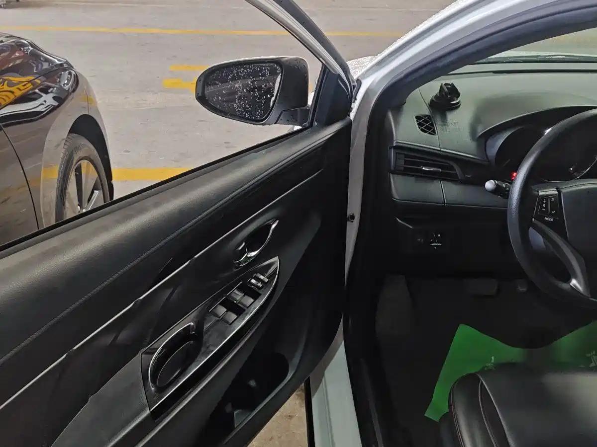 Toyota Yaris, миниатюра 15