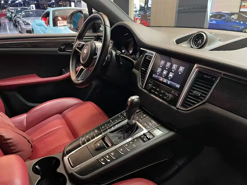 Porsche Macan 2017 Macan S 3.0T фото 14