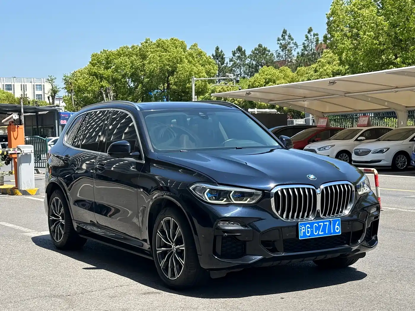 BMW X5 (Import) 2021 xDrive40i M Sport Package фото 17
