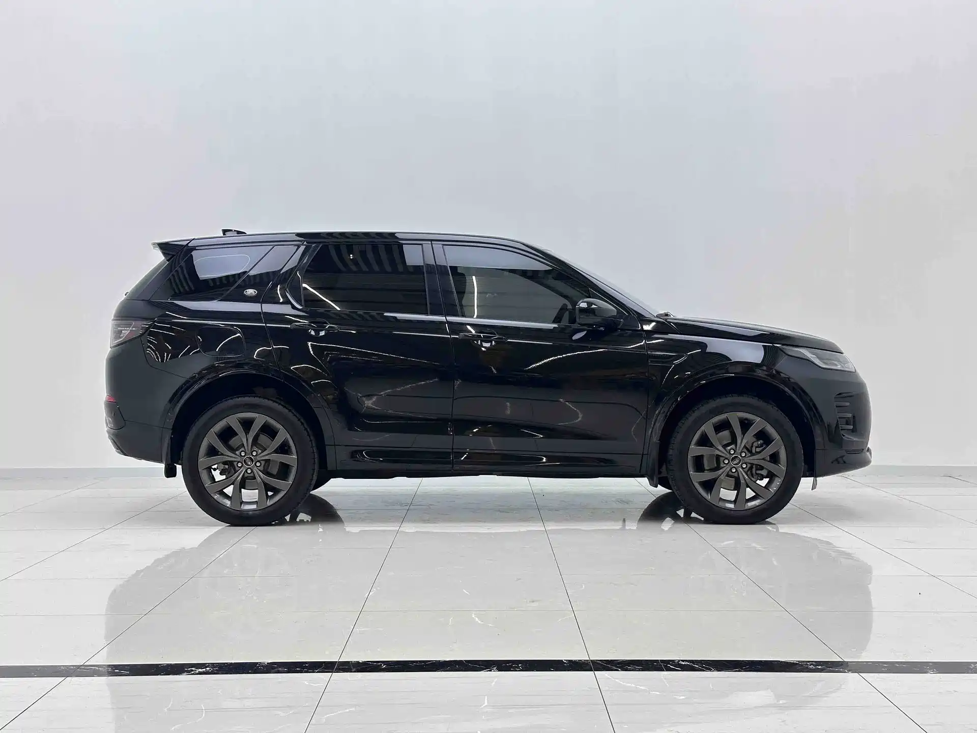 Photo 4 - Land Rover Discovery Sport