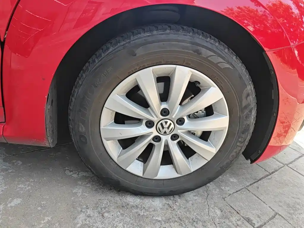 Volkswagen Beetle 2019 2018 180TSI Easy Joy Edition