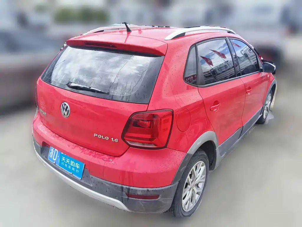 Фото 2 - Volkswagen Polo