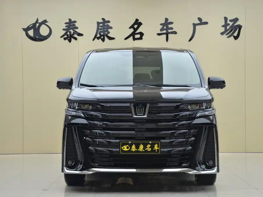 Фото 2 - Toyota Vellfire