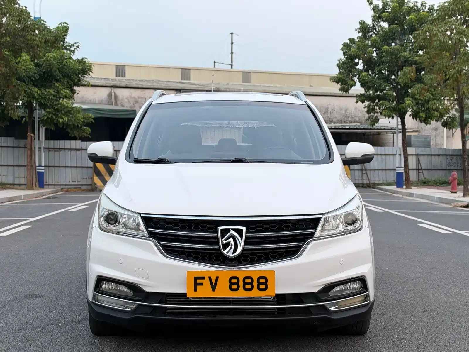 Фото 2 - Baojun 730