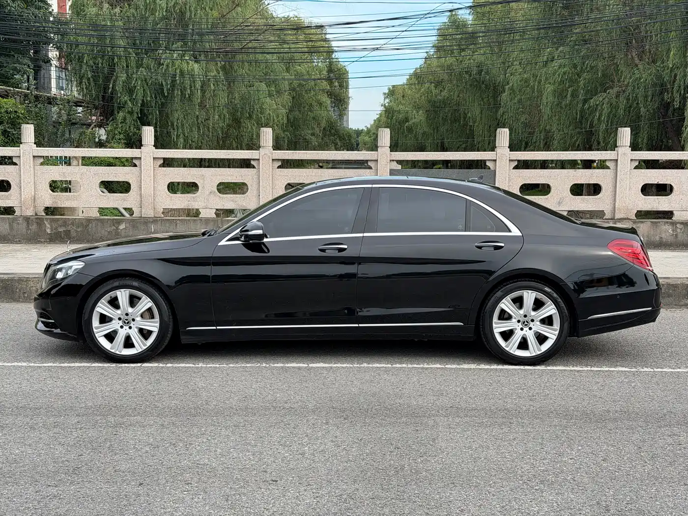 Фото 3 - Mercedes-Benz S-Class