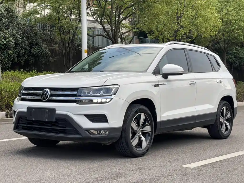 Volkswagen Tharu