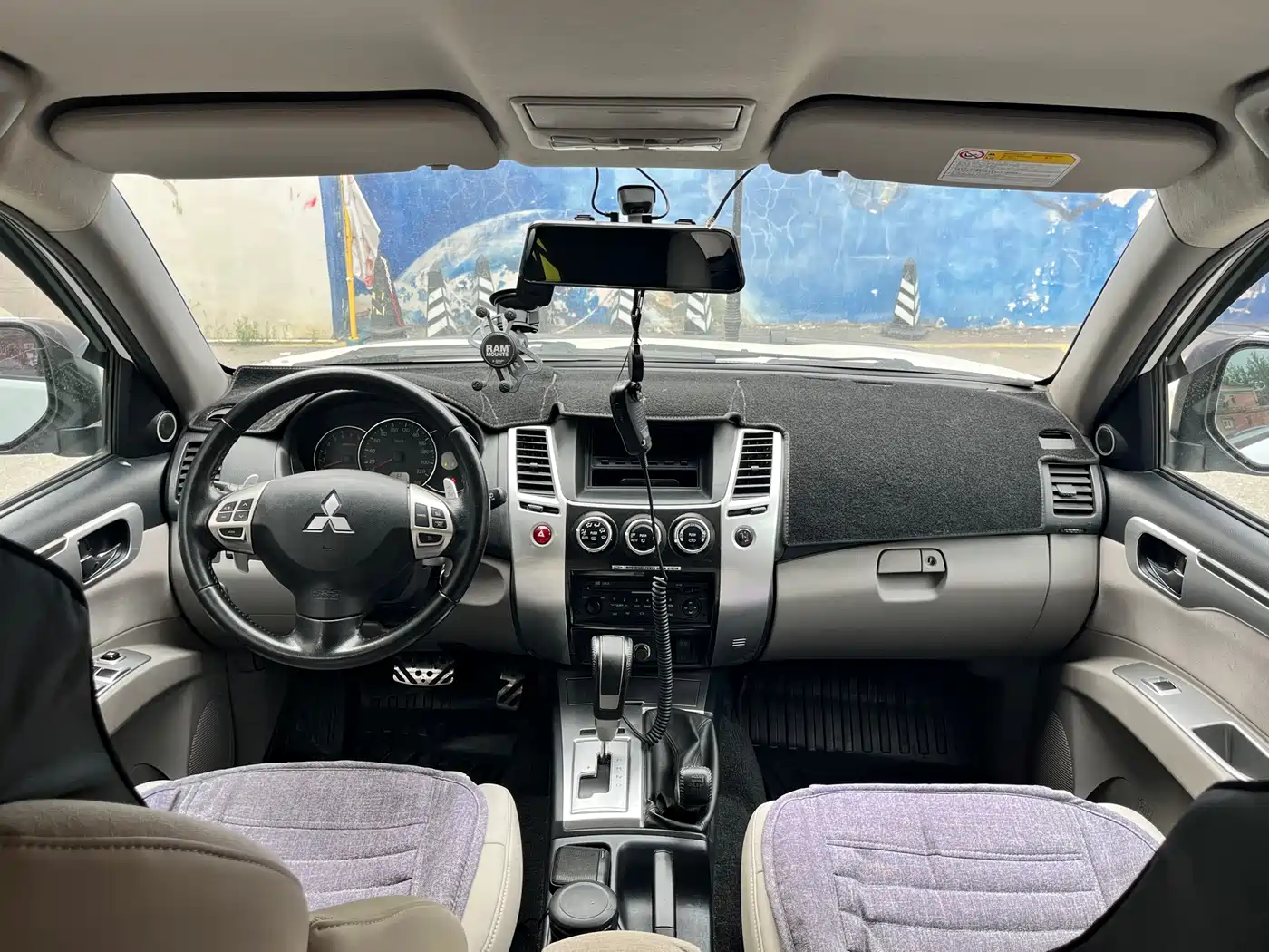 Mitsubishi Pajero Sport 2013 3.0L AWD Executive фото 11