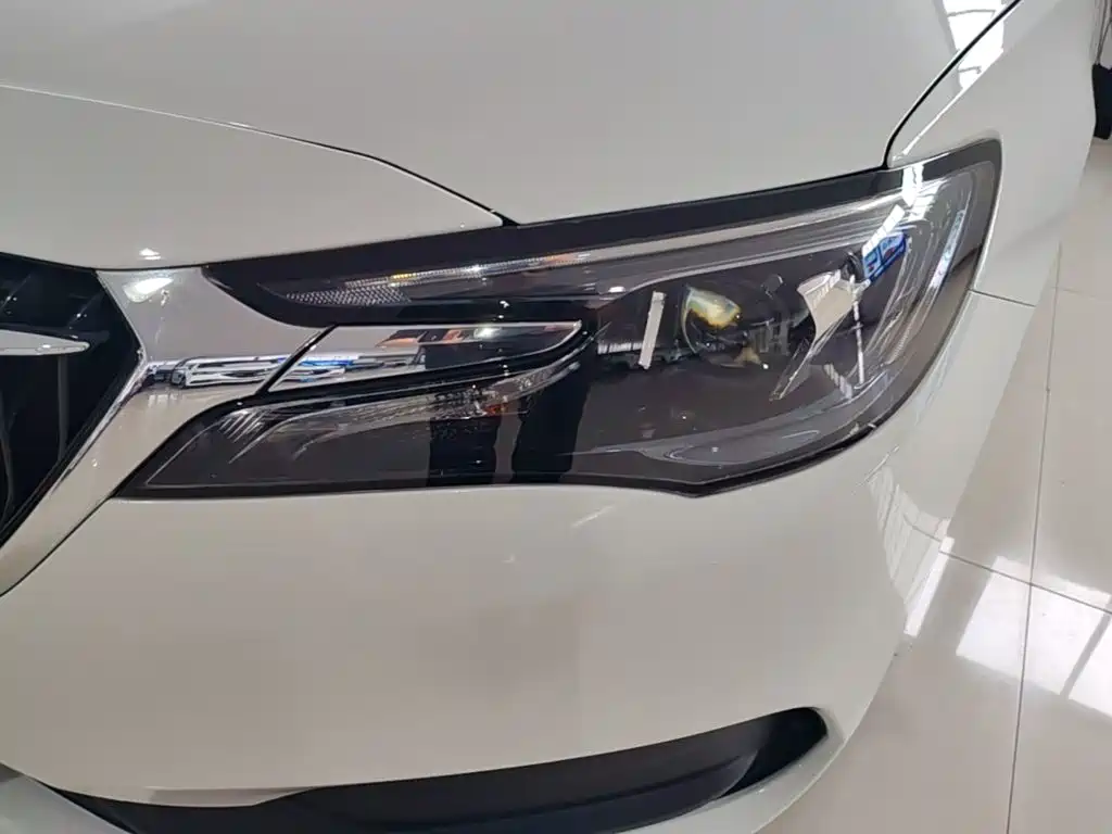 Buick GL6 2023 2021 323T Mild Hybrid Connected Luxury