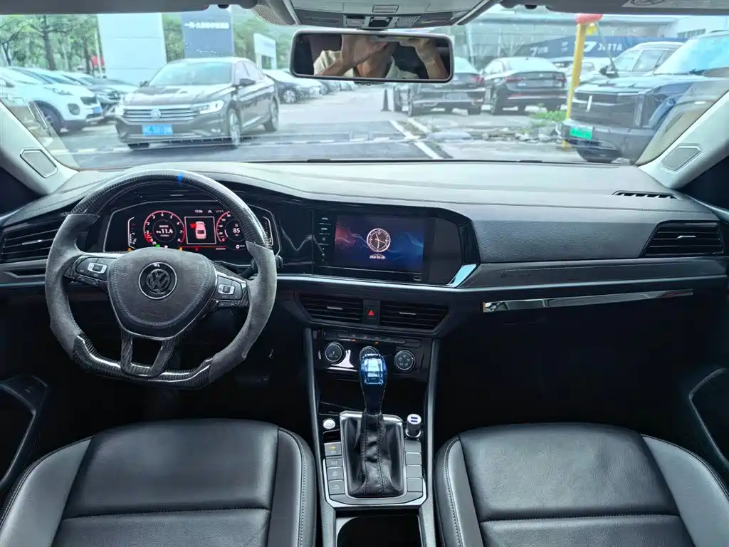 Volkswagen Sagitar 2022 280TSI DSG Soaring Edition фото 13