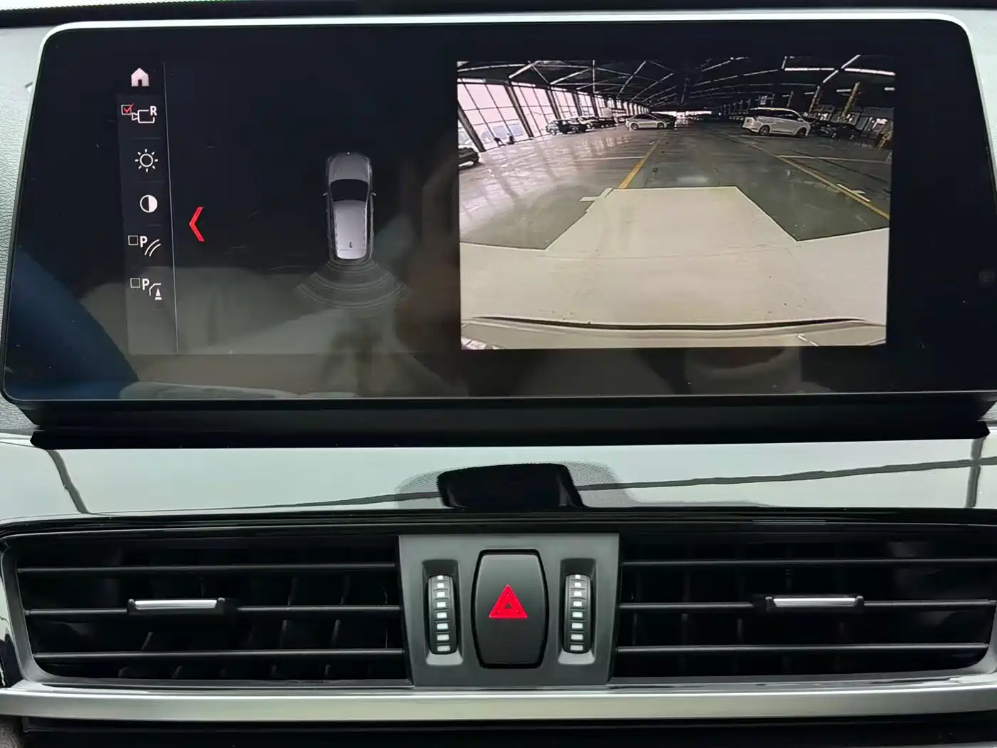 BMW X1 2022 sDrive20Li Fashion фото 19