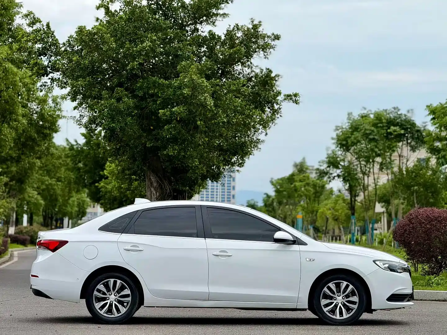 Фото 8 - Buick Excelle