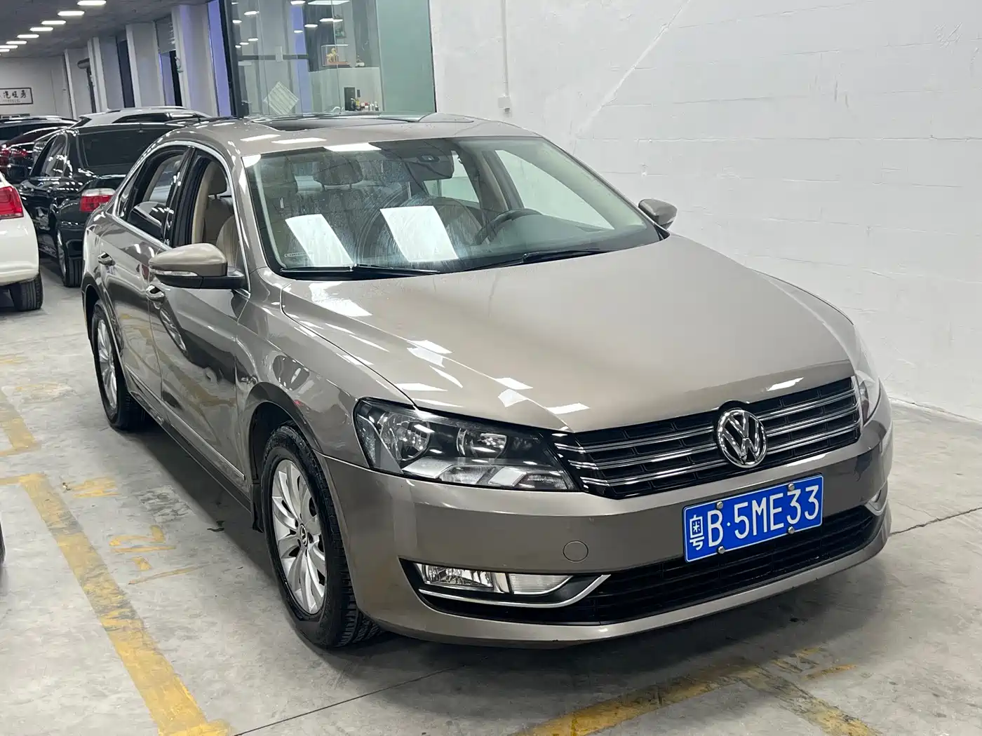 Фото 3 - Volkswagen Passat