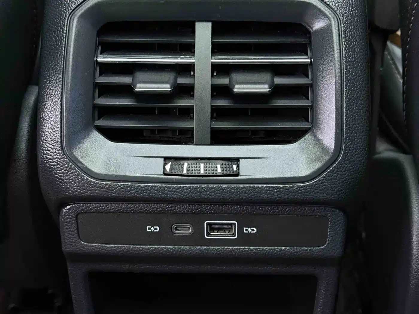 VOLKSWAGEN TUYUE