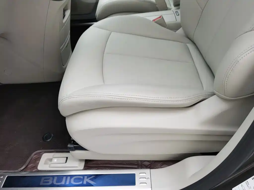 Фото 20 - Buick GL8