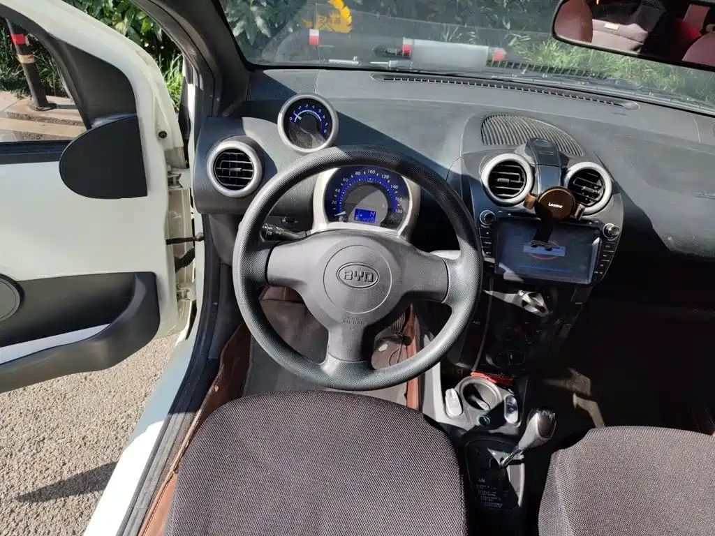 BYD F0 2015 2015 1.0L AMT Cool Edition