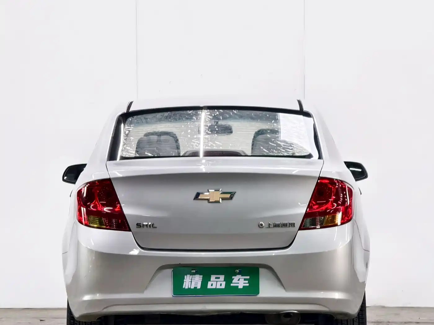 Chevrolet Sail 2013 Sedan 1.4L Manual Ideal Happiness Edition фото 5