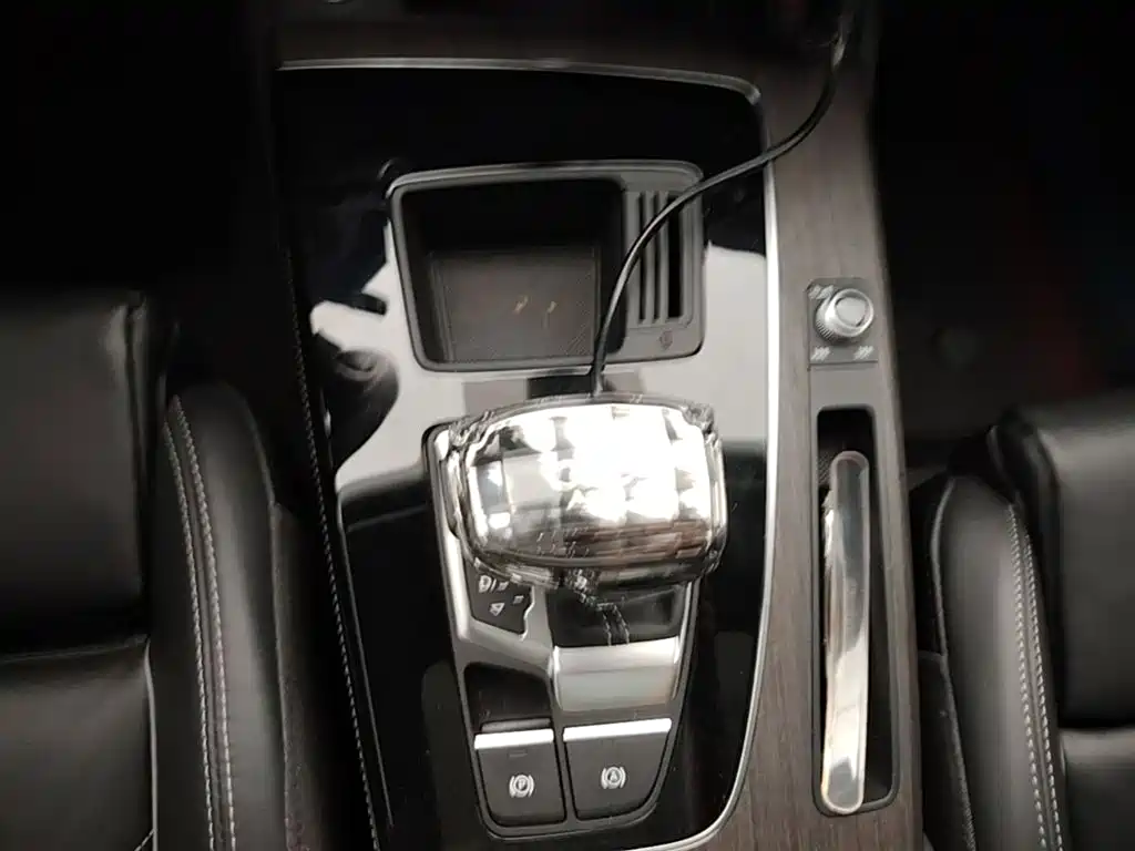 Audi Q5L 2022 45T Premium Dynamic фото 14