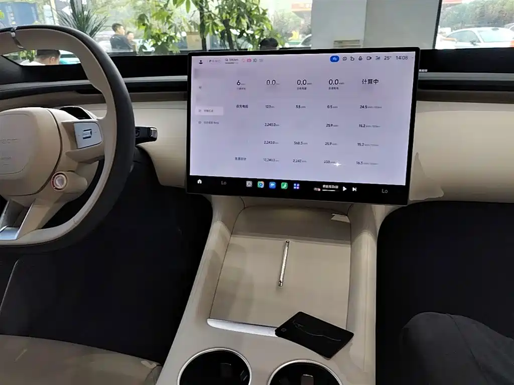 Xiaomi Auto Xiaomi YU7 2025 Extended Range RWD Edition фото 10