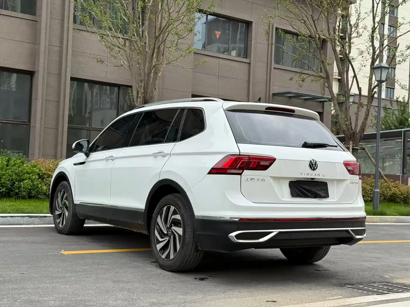 Volkswagen Tiguan L 2023 300TSI Automatic 2WD Smart Enjoyment Edition фото 7