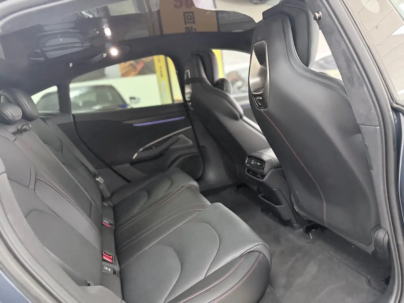 Xiaomi Auto Xiaomi SU7 2024 AWD Extended Range Advanced Smart Driving Max Edition фото 11