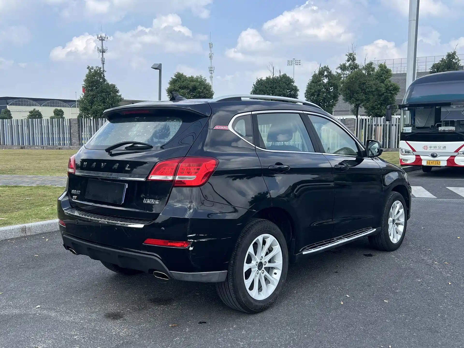 Фото 6 - Haval H2