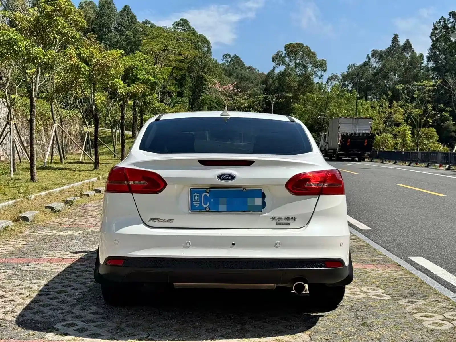 Фото 8 - Ford Focus