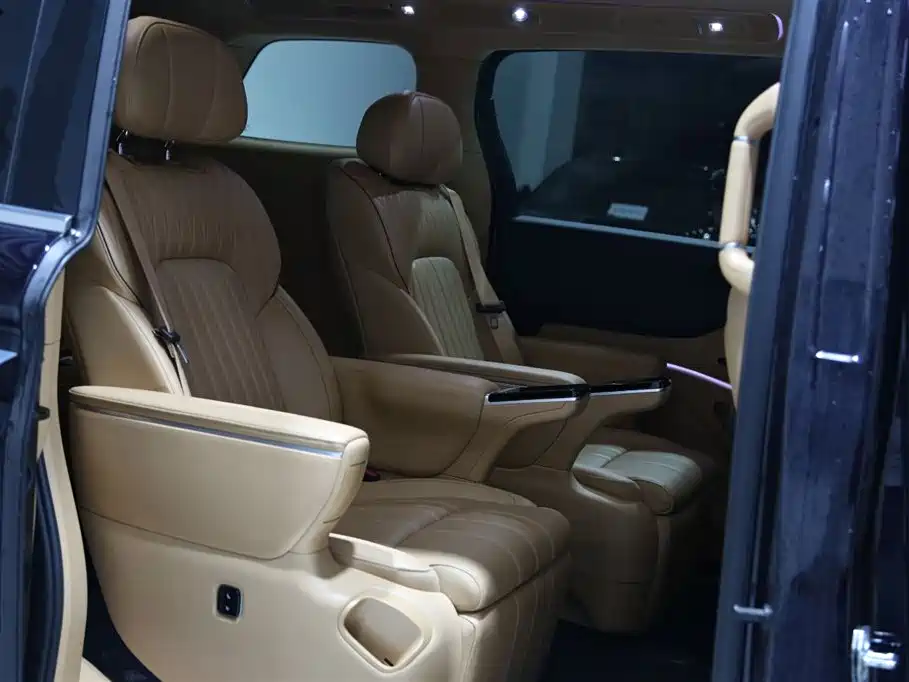 Voyah Auto Voyah Dreamer 2025 PHEV AWD Flagship Kunpeng Edition фото 16