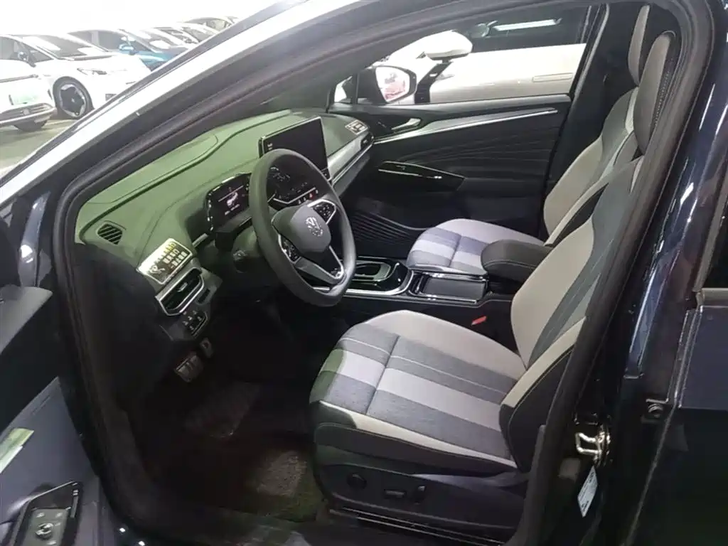 Volkswagen ID.4 CROZZ 2022 Standard Range PURE Edition фото 15