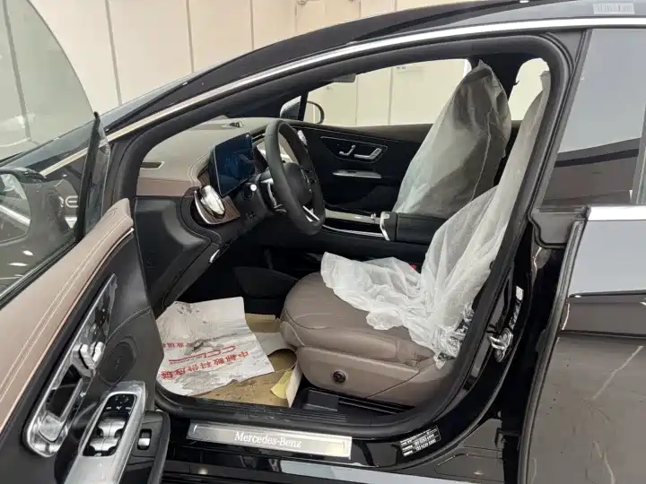 Mercedes-Benz EQE 2025 500 4MATIC Pioneer фото 5