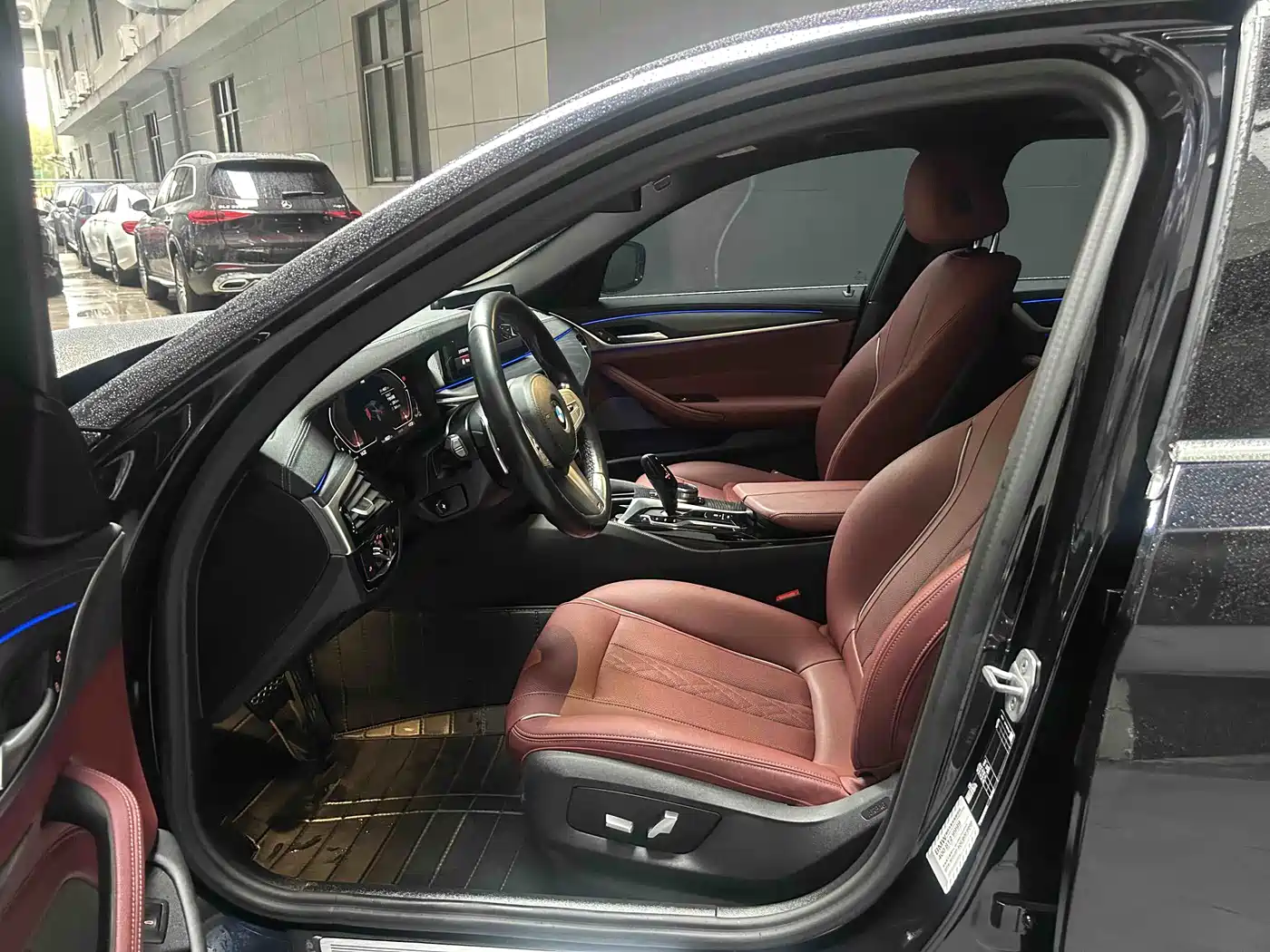 BMW 5 Series 2023 530Li Leading M Sport Package фото 20