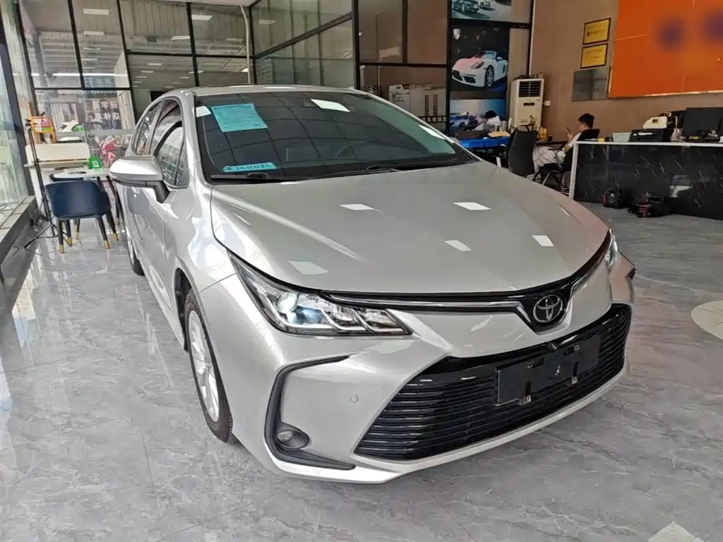Toyota Corolla 2021 1.2T S-CVT Elite PLUS Edition фото 4