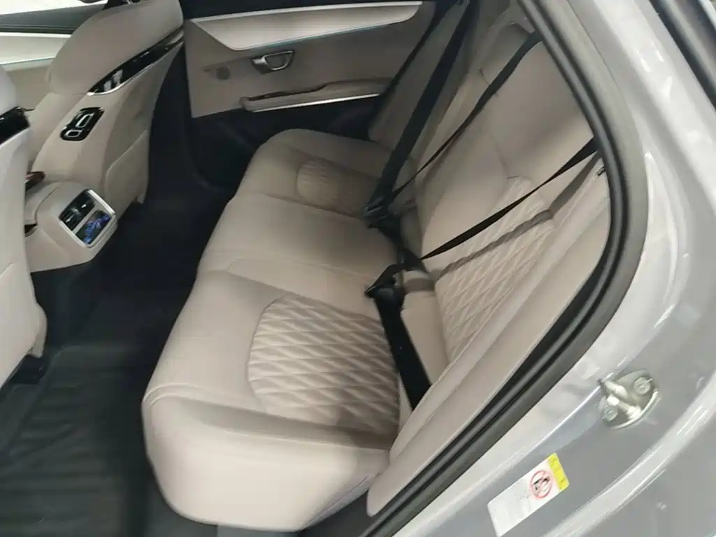 BYD Han 2026 2025 DM-i Smart Drive Edition 125KM Premium