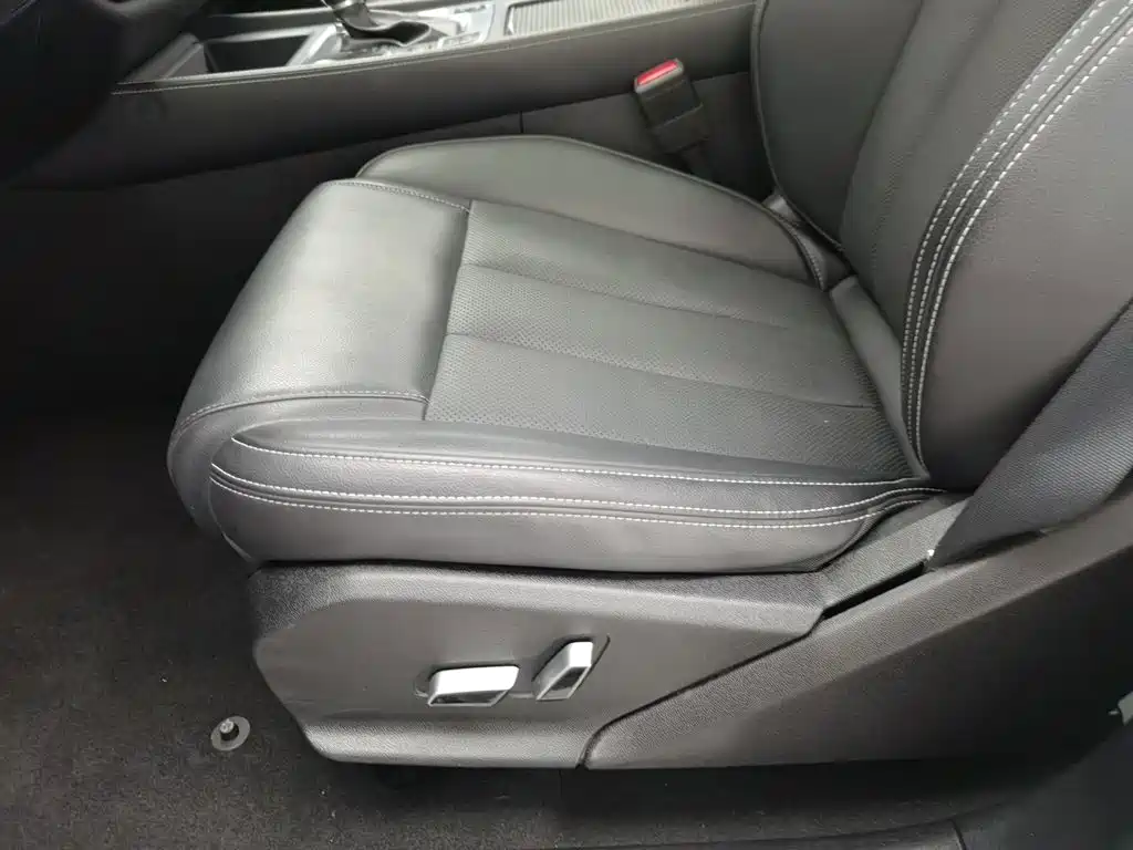 BYD Tang 2020 2019 2.0T Automatic Smart Connect Honor 7-seater China VI