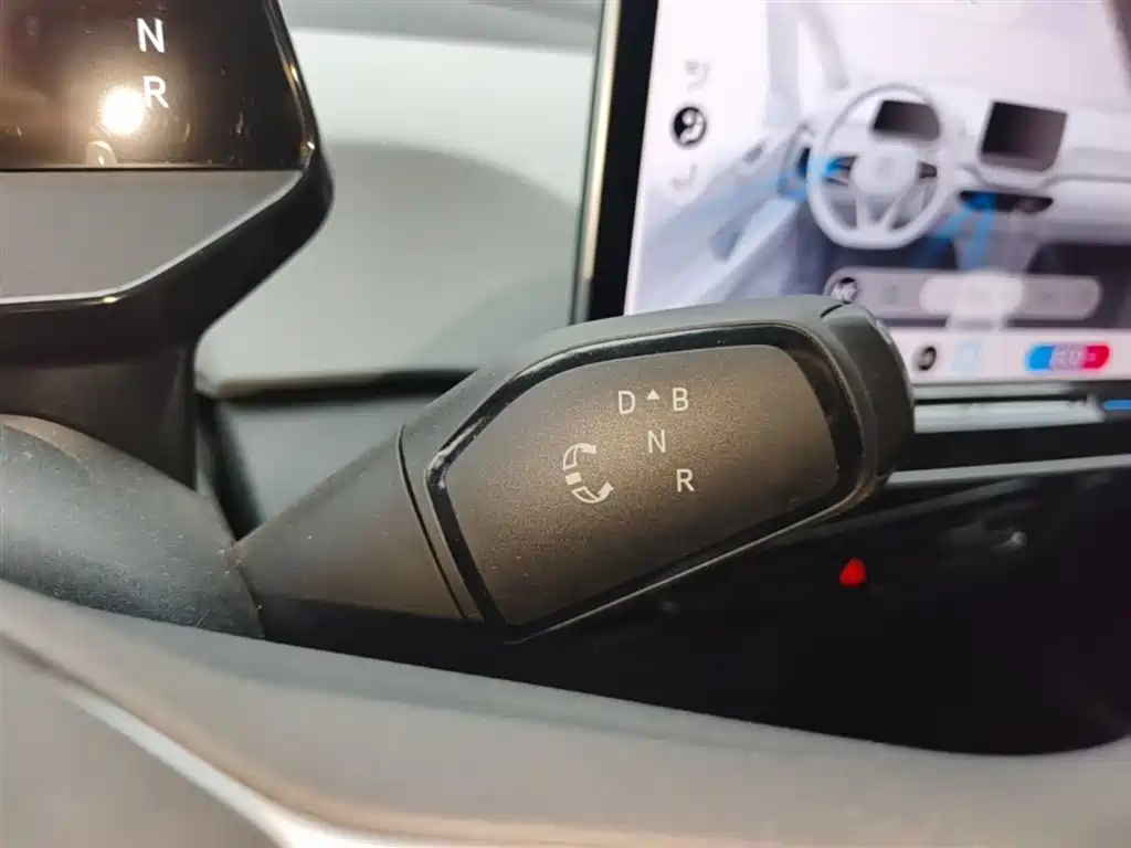 Volkswagen ID.3 2025 Smart Pure Intelligent Edition фото 14
