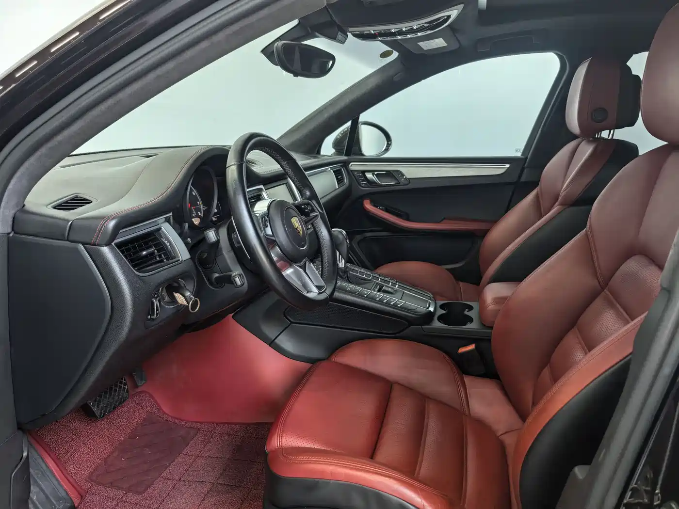 Porsche Macan 2016 Macan Turbo 3.6T фото 10