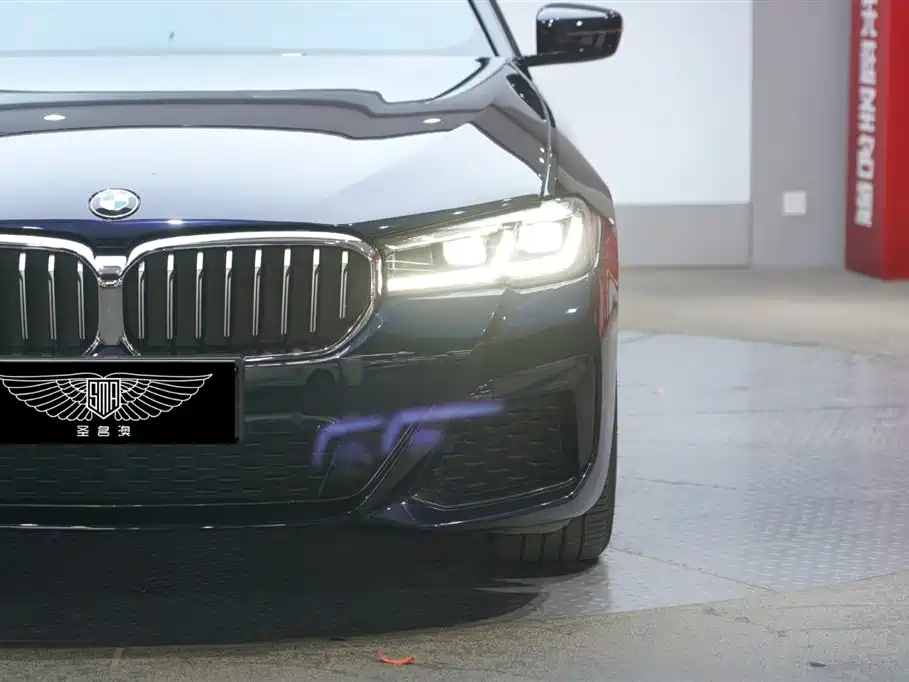 BMW 5 Series (Import) 2022 Facelift 525i M Sport Package фото 3