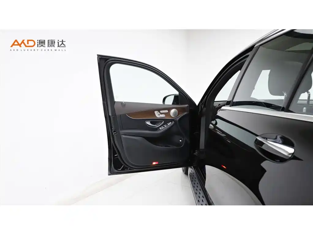 Mercedes-Benz GLC 2021 GLC 300 L 4MATIC Sporty фото 10