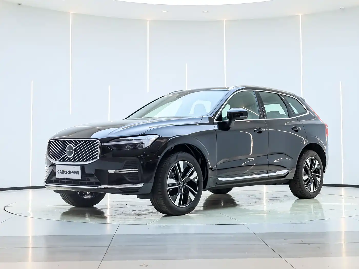 VOLVO XC60 2026