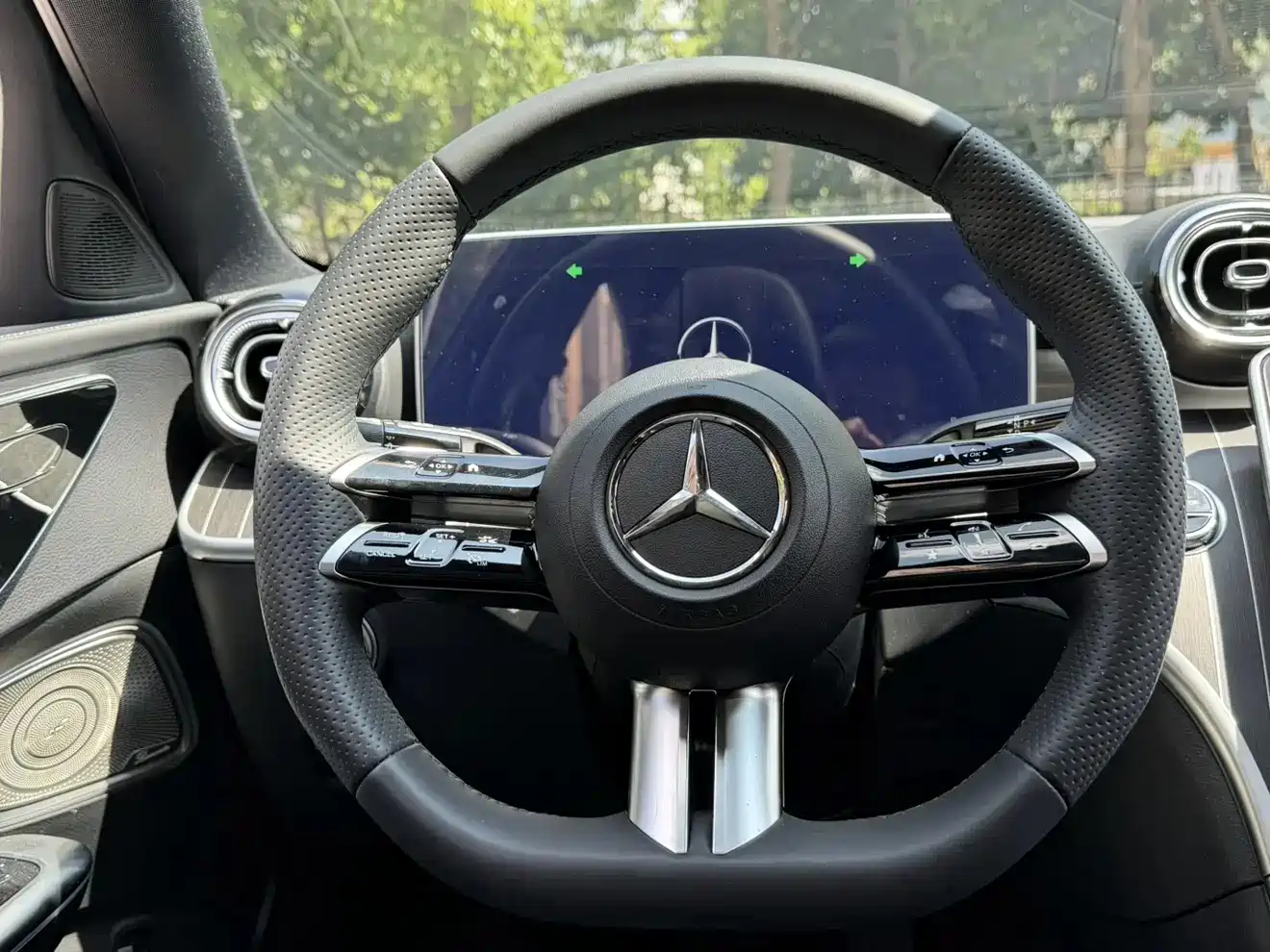 Mercedes-Benz C-Class 2023 C 260 L Sport фото 9