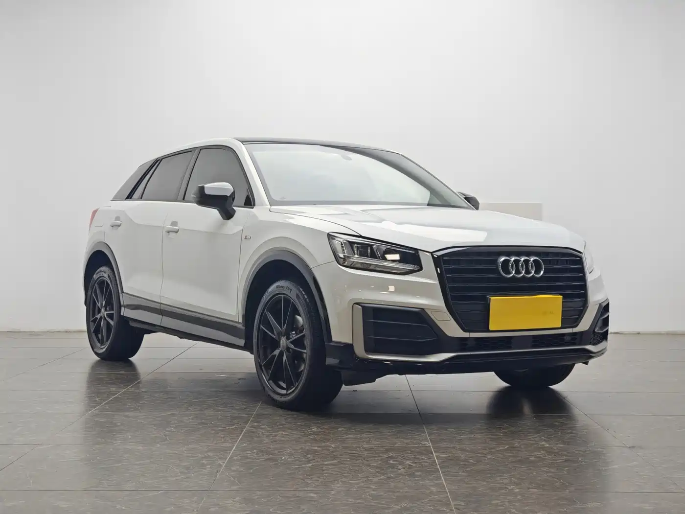 Audi Q2L 2020 35 TFSI Progressive Dynamic Model фото 2