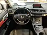 Фото 15 - Lexus CT