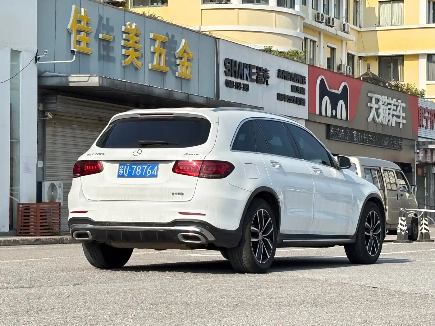 Mercedes-Benz GLC 2020 Facelift GLC 300 L 4MATIC Dynamic фото 4