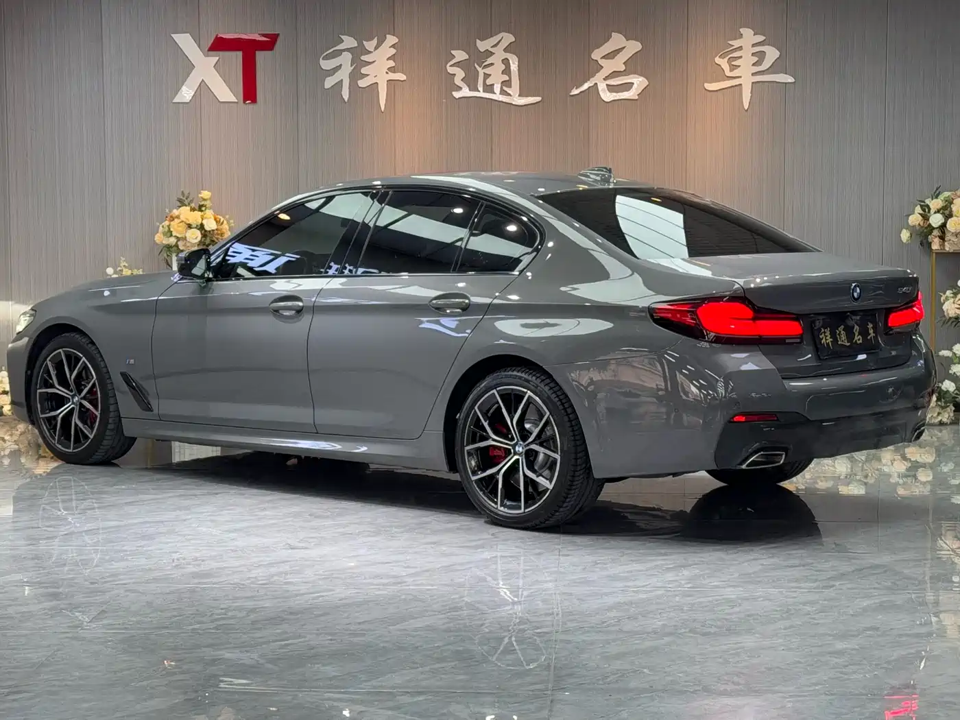 BMW 5 Series (Import) 2022 Facelift 540i Style Edition M Sport Package фото 8